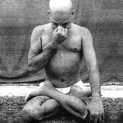 krishnamacharya-pranayama-2