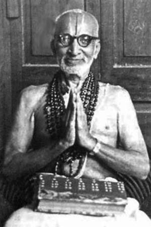 Krishnamacharya-vintage-yoga-photo-5